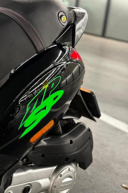 Piaggio zip 4t 3V (Iget) 2023 TE RUIL, Fietsen en Brommers, Scooters | Piaggio, Zo goed als nieuw, Zip, Ophalen