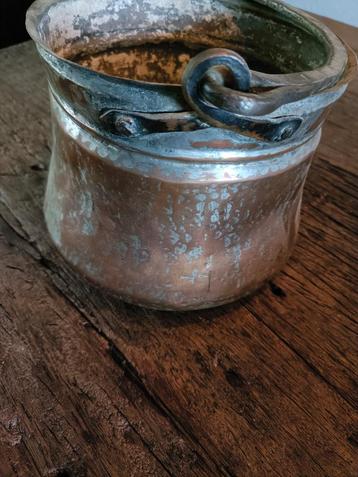 Koperen ketel beschikbaar voor biedingen