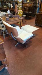 Eames lounge stoel, Antiek en Kunst, Ophalen