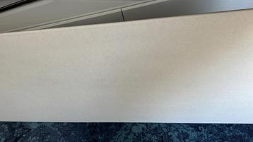 Witte gipsplaat 200 x 60 x 0,95 ongebruikt beschikbaar voor biedingen
