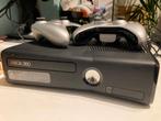 Xbox 360 - 2 controllers - kinect sensor - 8 spellen, Spelcomputers en Games, Spelcomputers | Xbox 360, 4 GB, Met 2 controllers