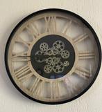 Wandklok met radertjes doorsnede 57cm, Ophalen, Zo goed als nieuw, Analoog, Wandklok