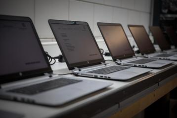 HP Elitebook 845 G7 met Gratis HP Sleeve | W11 | SSD | FHD  beschikbaar voor biedingen