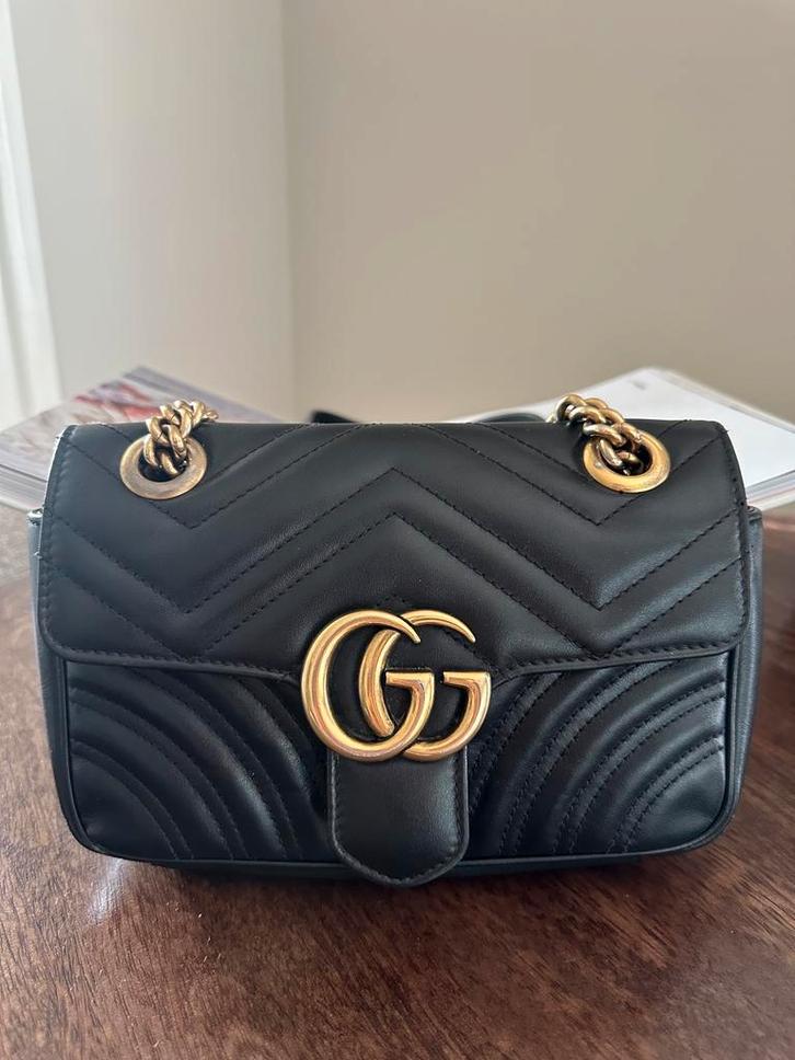 Gucci GG Marmont small Schoudertas - Matelassé, Sieraden, Tassen en Uiterlijk, Tassen | Damestassen, Zo goed als nieuw, Schoudertasje