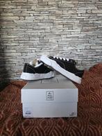 Maison mihara yasuhiro maat 41 ruilen, Ophalen of Verzenden, Nieuw, Zwart