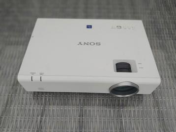 Sony VPL-EX255 Multimedia 3LCD-projector

 beschikbaar voor biedingen