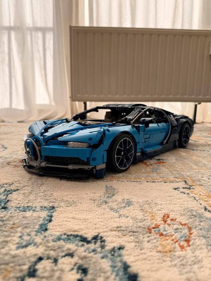 LEGO Technic 42083 Bugatti Chiron - Compleet met Doos!, Kinderen en Baby's, Speelgoed | Duplo en Lego, Zo goed als nieuw, Ophalen of Verzenden