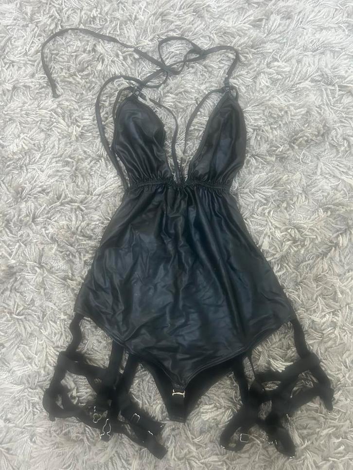 Kinky Sexy Noir Body met Jarretels Maat 40, Kleding | Dames, Overige Dameskleding, Zo goed als nieuw, Verzenden