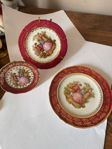 Set van 3 vintage Limoges wandborden – handbeschilderd, beschikbaar voor biedingen