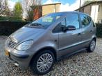 Mercedes-Benz A-Klasse 1.6 A160 2004 Grijs, Auto's, Voorwielaandrijving, Stof, 4 cilinders, 400 kg