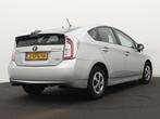 Toyota Prius 1.8 Comfort Top 5 edition | Navigatie |, Auto's, Toyota, Origineel Nederlands, Te koop, Emergency brake assist, Zilver of Grijs