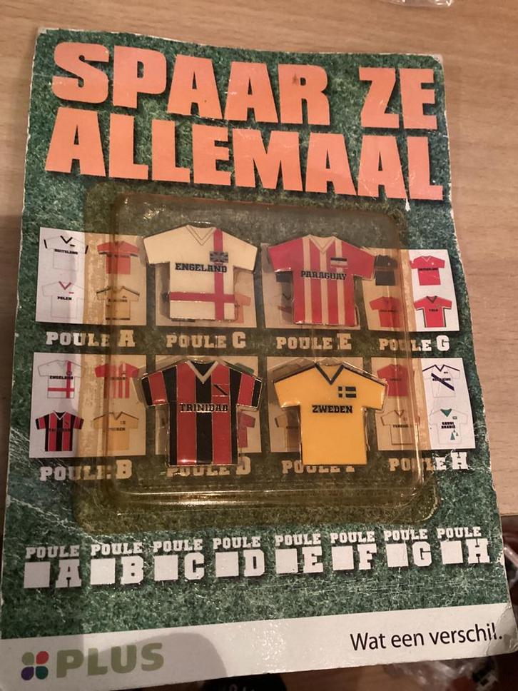 Voetbal pins (plus), Verzamelen, Speldjes, Pins en Buttons, Nieuw, Speldje of Pin, Sport, Ophalen of Verzenden