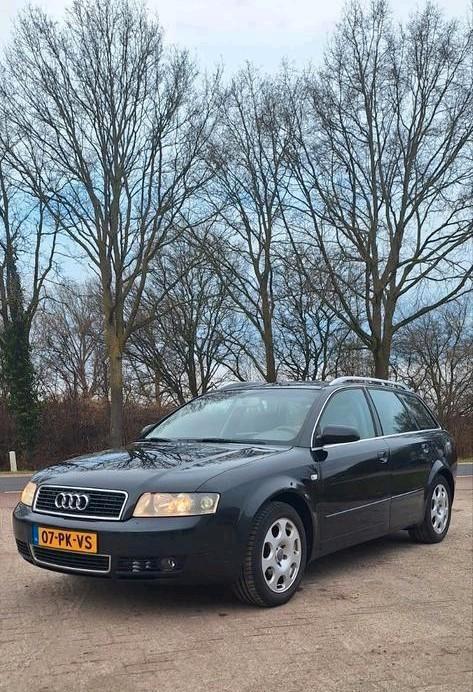 Audi A4 1.6 Avant 75KW 2004 Zwart, Auto's, Audi, Particulier, A4, Airbags, Airconditioning, Boordcomputer, Centrale vergrendeling