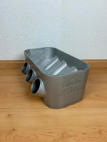 Red Bull V6 IJsemmer / Ice Bucket beschikbaar voor biedingen