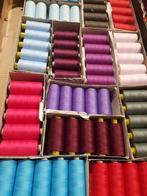 14 volle dozen garen Per klos 1000 mtr 0.a Gutermann, Ophalen of Verzenden, Nieuw, Garen of Naald(en)