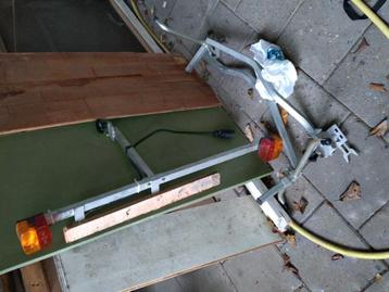 simpele fietsendrager voor 2 fietsen  beschikbaar voor biedingen