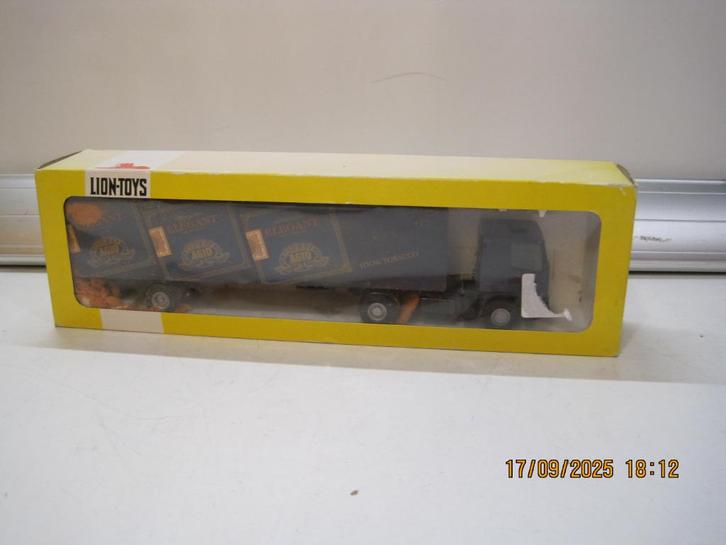 lion toys 28,5 cm lang agio cigars vrachtwagen daf 75 (353), Hobby en Vrije tijd, Modelauto's | 1:18, Zo goed als nieuw, Overige typen