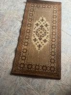Vloerkleed 140x70 cm echt mooie oud kleedje voor 20 euro, 100 tot 150 cm, Zo goed als nieuw, Crème, Rechthoekig