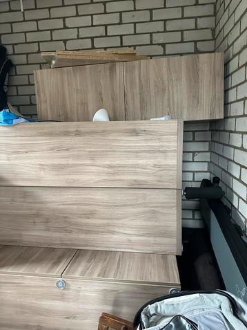 Gratis Kledingkast/Meubels Amersfoort