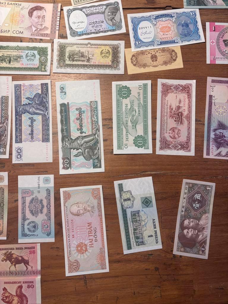 ≥ UNC Buitenlandse Bankbiljetten Collectie — Postzegels | Europa |  Oostenrijk — Marktplaats