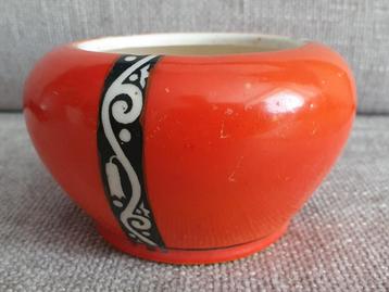 Vintage retro bloempot cactuspot oranje beschikbaar voor biedingen