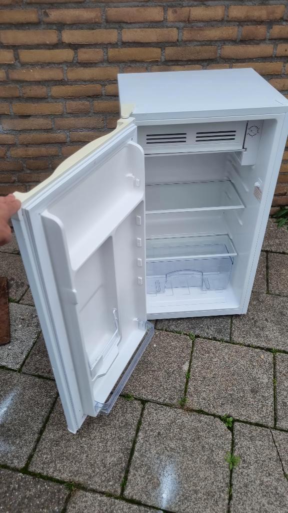 Koelkast met vriesvak. Tafelmodel. Energie klasse A+., Witgoed en Apparatuur, Juicers, Gebruikt, Ophalen