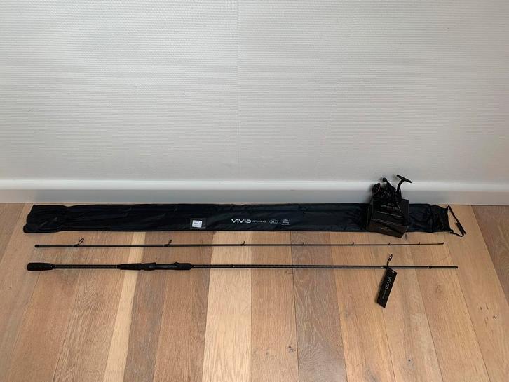 Nieuwe DLT Vivid spinhengel + DLT molen, 3.00m & 30-100 gr, Watersport en Boten, Hengelsport | Roofvissen, Nieuw, Ophalen of Verzenden