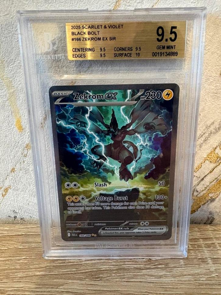 Pokemon zekrom 166 black bolt 9,5 Beckett, Hobby en Vrije tijd, Verzamelkaartspellen | Pokémon, Zo goed als nieuw, Verzenden