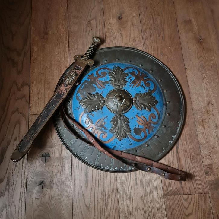 19e eeuws schild en kortzwaard, Verzamelen, Militaria | Algemeen, Ophalen of Verzenden