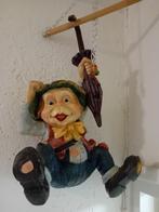 Beeld Laaf met paraplu, Ophalen, Zo goed als nieuw, Beeldje of Poppetje