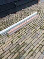 Betonlateien rood en grijs - 60x100mm, Doe-het-zelf en Verbouw, Ophalen of Verzenden, Gebruikt, Overige metalen