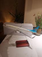 Tbilisi Airways B737-800 Lupa 1:100, Hobby en Vrije tijd, Modelbouw | Vliegtuigen en Helikopters, Overige merken, 1:72 tot 1:144