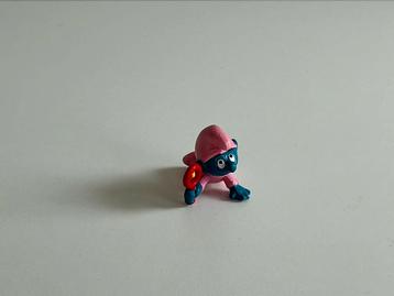 Baby smurf met rammelaar roze pakje beschikbaar voor biedingen