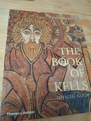  "The book of Kells" official guide.  beschikbaar voor biedingen