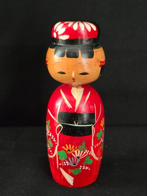Kokeshi pop met poppetjes, antiek oud, mooie staat., Antiek en Kunst, Kunst | Niet-Westerse kunst, Ophalen of Verzenden
