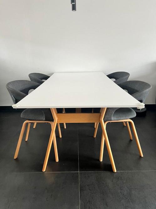 Zuiver Design Eetset met 4 Flexback en High on Wood tafel, Huis en Inrichting, Complete eetkamers, Gebruikt, Ophalen of Verzenden
