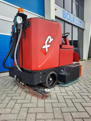 Factory Cat XR Schrob/zuigmachine 36VOLT zeer goede staat!!! beschikbaar voor biedingen