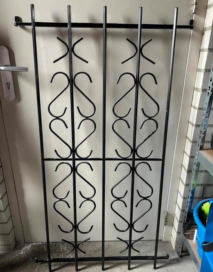 Gietijzeren siertralies voor raam of deur, Doe-het-zelf en Verbouw, Alarmsystemen, Zo goed als nieuw, Overige typen, Raam of Deur