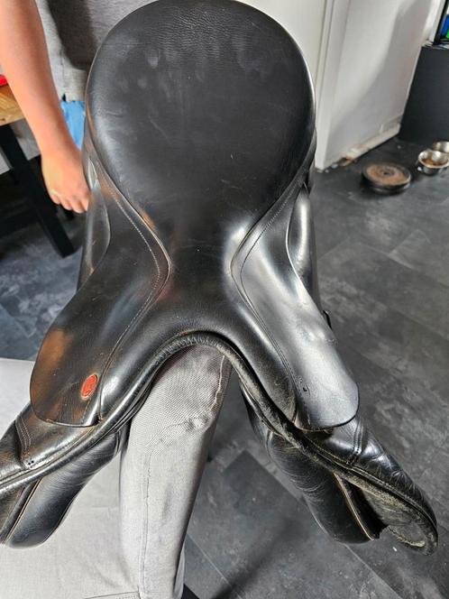 Te koop: Kent & Masters veelzijdigheidszadel – 17,5 inch HGP, Dieren en Toebehoren, Paarden en Pony's | Zadels, Zo goed als nieuw