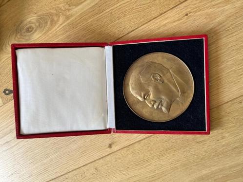 Bronzen herdenkingsmedaille W.I. Lenin, Verzamelen, Militaria | Algemeen, Overige soorten, Lintje, Medaille of Wings, Overige gebieden