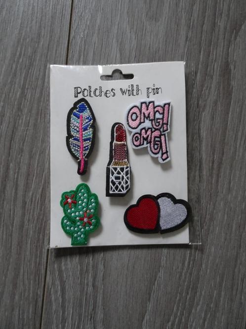 Leuke buttons patches pins met diverse afbeeldingen nieuw, Verzamelen, Speldjes, Pins en Buttons, Nieuw, Button, Overige onderwerpen