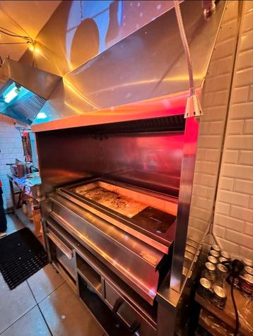 Grill Charcoal beschikbaar voor biedingen