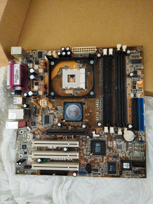 ASUS P4S533-MX een MicroATX, Computers en Software, Vintage Computers, Ophalen of Verzenden