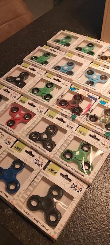 Partij Toi-Toys Hand fidget spinners beschikbaar voor biedingen