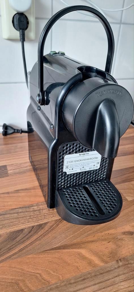 Nespresso Magimix koffiezetapparaat werk kantoor thuis, Witgoed en Apparatuur, Koffiezetapparaten, Gebruikt, Koffiepads en cups