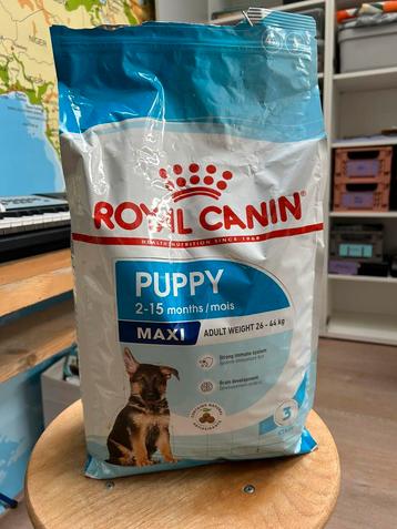 Royal Canin pup Max droogvoer 3.9 KG beschikbaar voor biedingen
