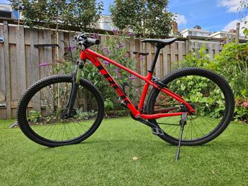 Stoere Trek Marlin 6 maat M beschikbaar voor biedingen