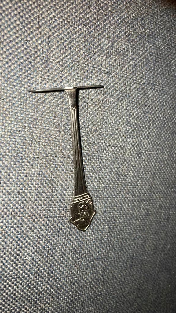 * 1948 Bommel en Tom Poes schrapertje / schuivertje/ bestek, Verzamelen, Stripfiguren, Zo goed als nieuw, Olivier B, Bommel en Tom Poes