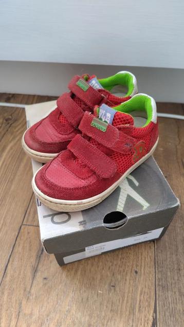 Develop schoenen met 25 beschikbaar voor biedingen