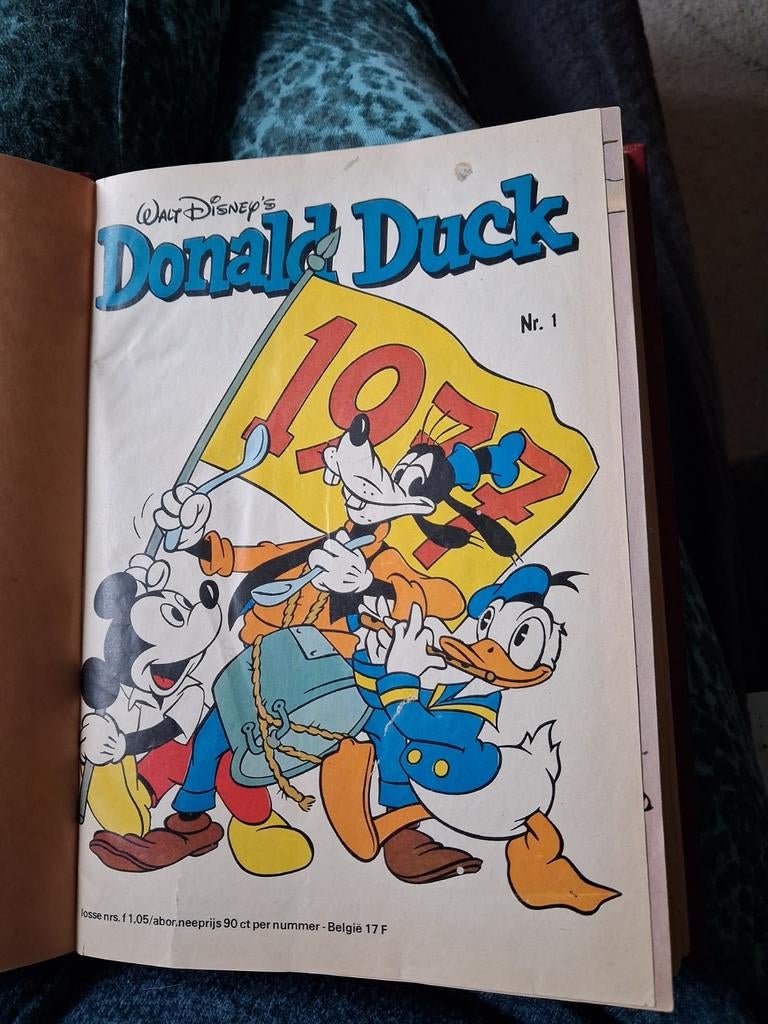 Gebonden complete jaargang 1977 Donald Duck, Boeken, Stripboeken, Gelezen, Complete serie of reeks, Ophalen of Verzenden